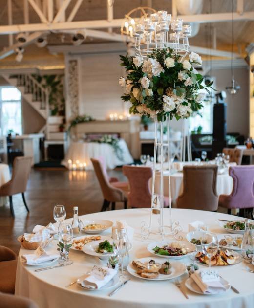 Banquet hall for weddings with decorative elements Banquet hall for weddings, banquet hall decoration, atmospheric decor